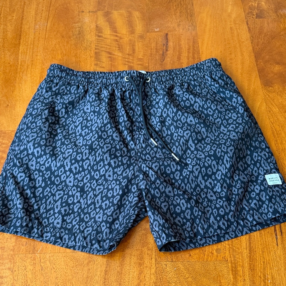 Men's Black Leopard-Print Swim Trunks with Drawstring Waist